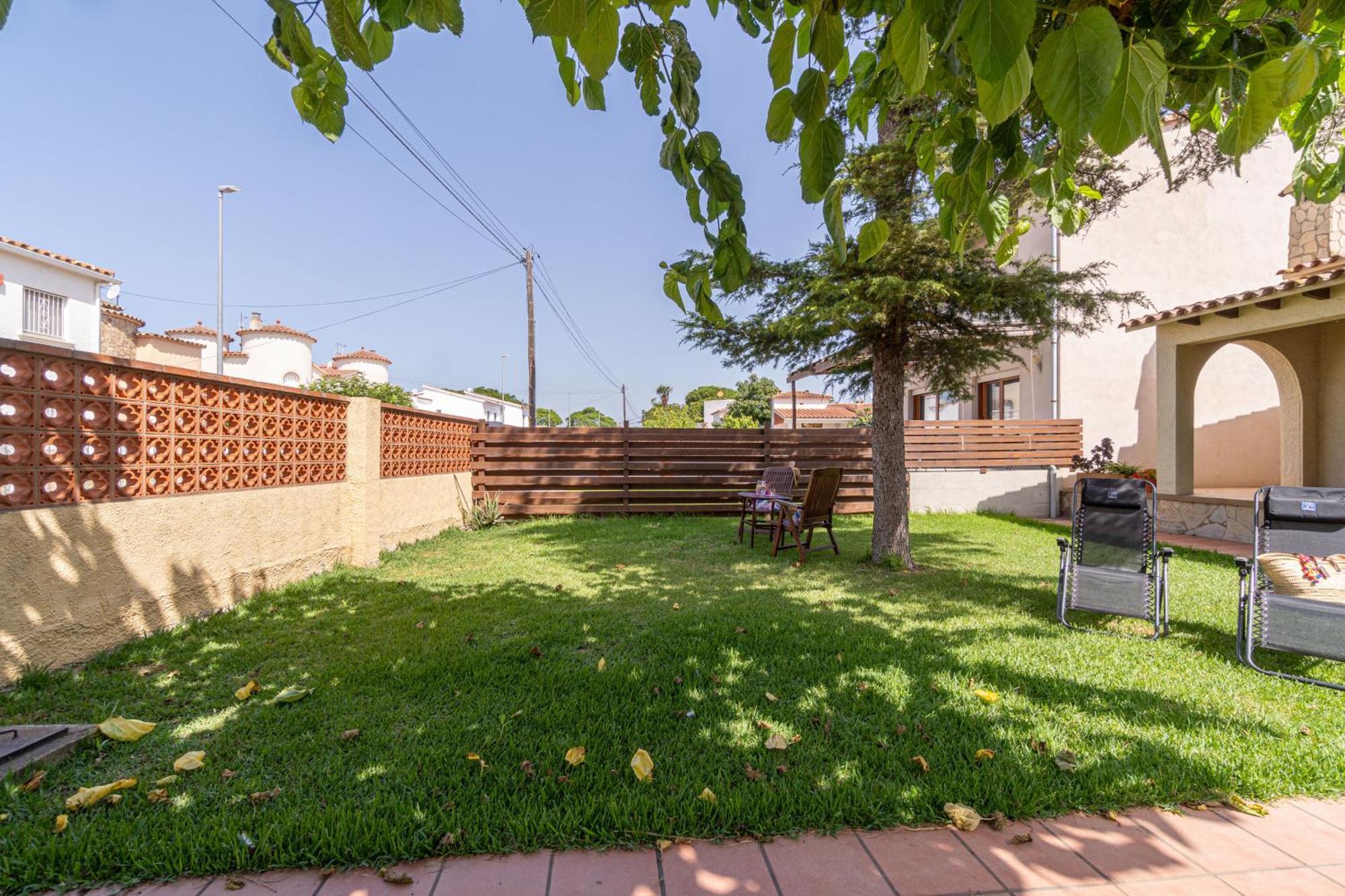 Apart-Rent Casa Con Jardin Pani 0081 Емпуриабрава Екстериор снимка